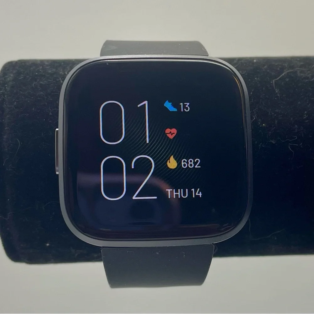 Fitbit Versa 2 Health and Fitness Smartwatch with Black Silicone Band. 8.5 inch